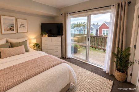 Modern 3-Bedroom Townhouse Views, Sun & Outdoor Living - Photo 4