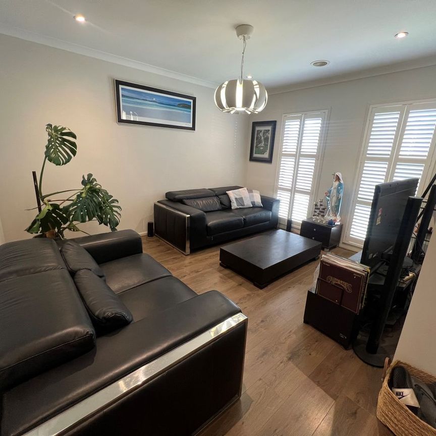 Splendid 4Br Home in Truganina! - Photo 1