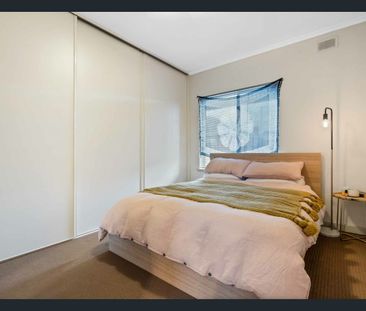 Small Group & Single Story - Photo 4