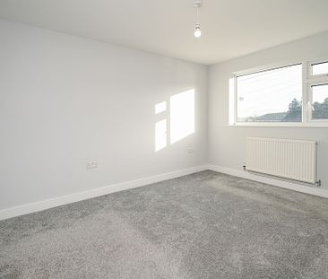 3 bedroom Detached House to rent - Photo 1