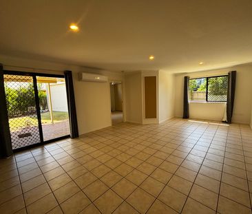THREE BEDROOM HOME IN BARGARA! - Photo 2
