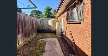 Light, Space & Lifestyle in a Peaceful Preston Pocket - Photo 5