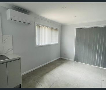 Nearly New Granny Flat for rent at The Ponds - Photo 3