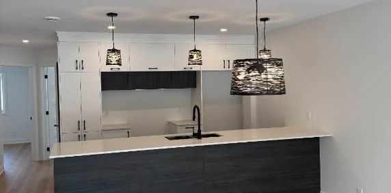 5 1/2 Neuf | Premier mois Gratuit! - Photo 2