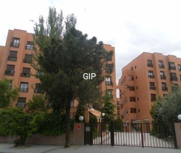 Apartamento de alquiler en Calle de Samaniego, 12, Rejas - Photo 3
