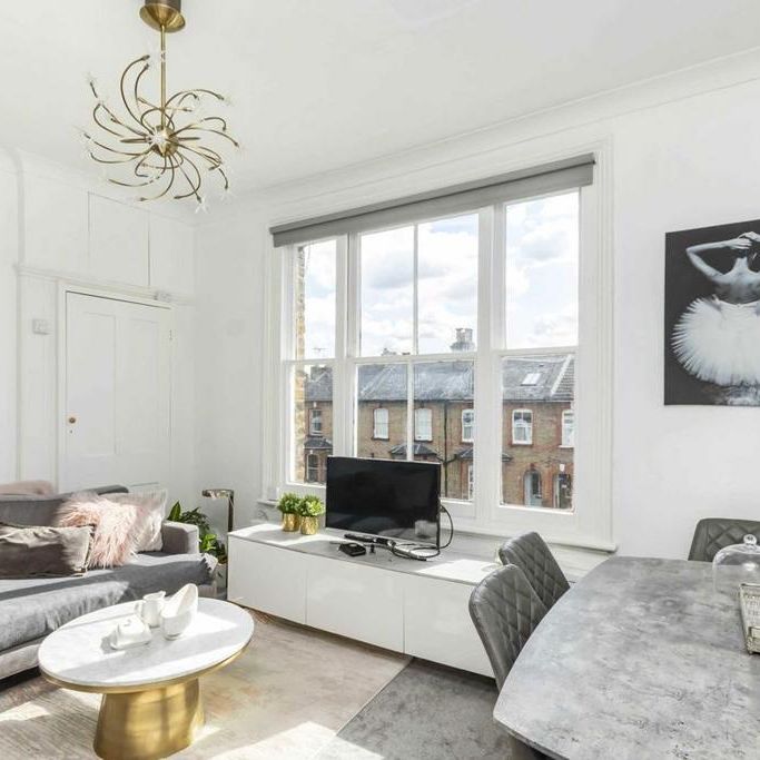 1 bedroom flat to rent - Photo 1