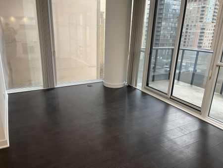 For Lease - 15 Grenville Street Unit# 505, Toronto, Ontario - Photo 2