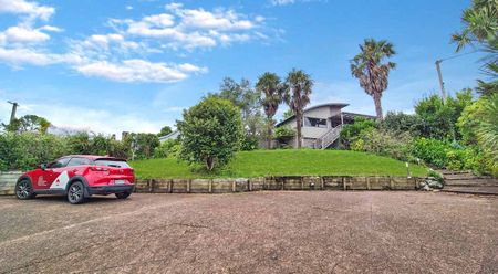 Charming 3-Bedroom Home for Rent in Beautiful Oneroa, Waiheke Island – $950/Week - Photo 4