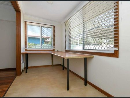 7 Macquarie Street - Photo 2