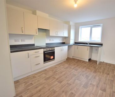 3 bedroom semi-detached house to rent - Photo 5