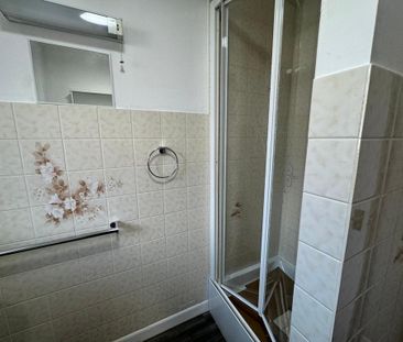 4 bedroom detached house to rent - Photo 4