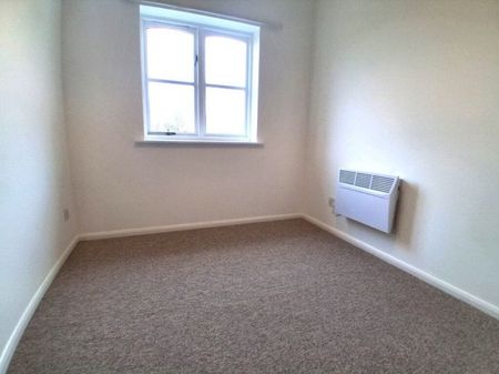 Tamarin Gardens, Cambridge £1,050 pcm ⓘ The monthly or weekly payment required by the landlord. Read our glossary page , 1 bedroom, flat, to let * Tenant info - Photo 5