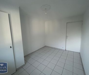 Location Appartement 3 pièces 52m² ST EGREVE 38120 - Photo 3