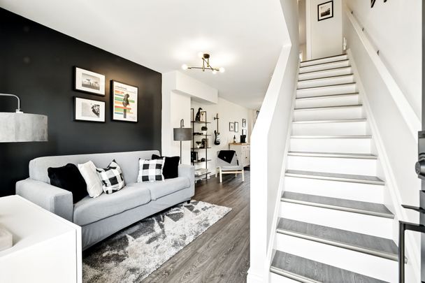 For Lease - 152 Olive Avenue, Oshawa, Ontario - Photo 1