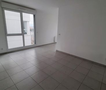 location Appartement F3 DE 62.1m² À VILLEURBANNE - Photo 5