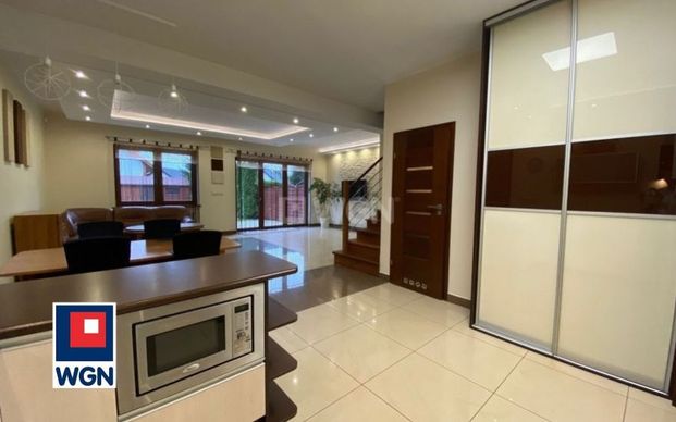 Dom na wynajem Dobra - Duży blizniak w Dobrej 5 pokoi - Photo 1