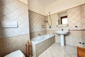 Appartamento in affitto a Velletri