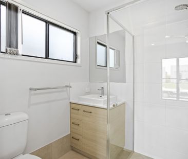 Modern Family Home in a Peaceful Pocket - Photo 6