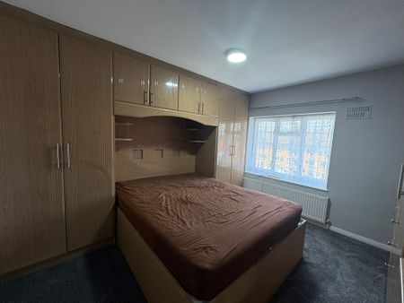 Rowan Road, West Drayton, UB7 7UD - Photo 5