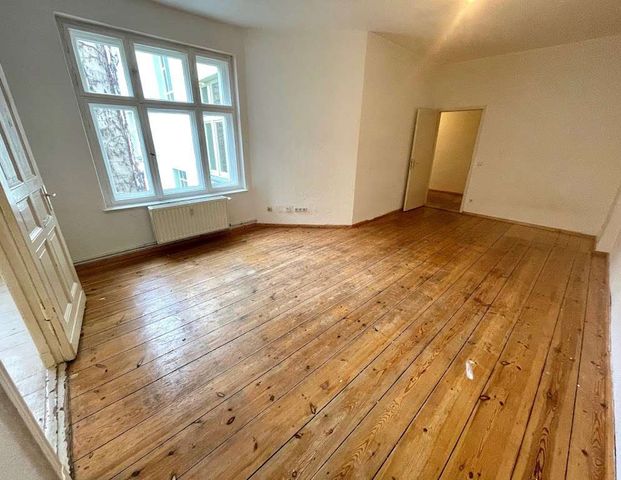 Renovierungsbed&uuml;rftige 2-Zimmer Wohnung in P-Berg zum 01.04.25! - Foto 1