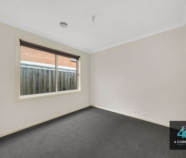 Werribee secondary college zoned: Enquire today!!! - Photo 3