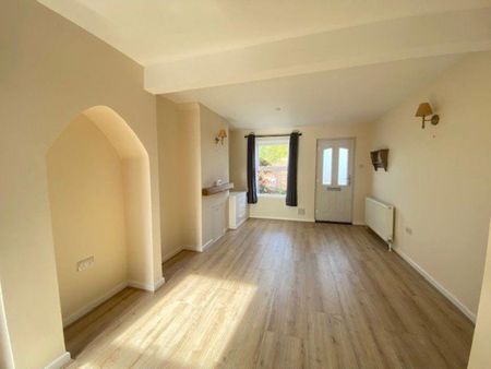 2 bedroom terraced house to rent - Photo 2