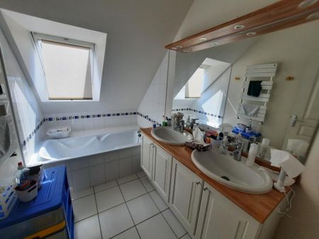 Maison T6 à louer Saint Gregoire - 102 m² - Photo 4