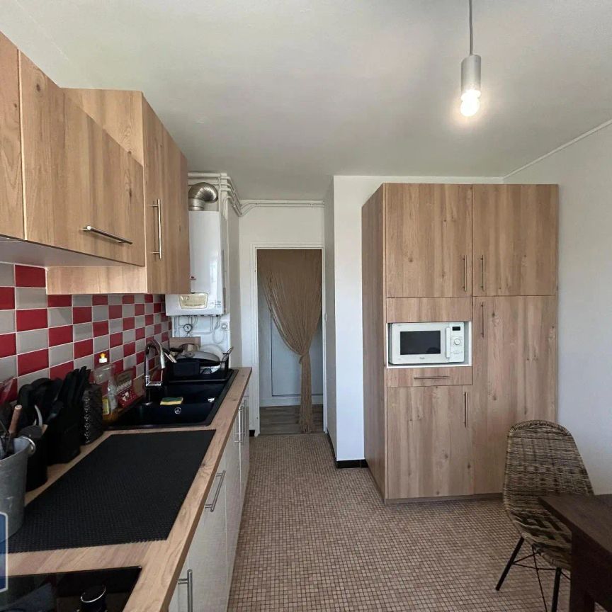 Appartement à louer 3 pièces 75.95m² - Photo 1