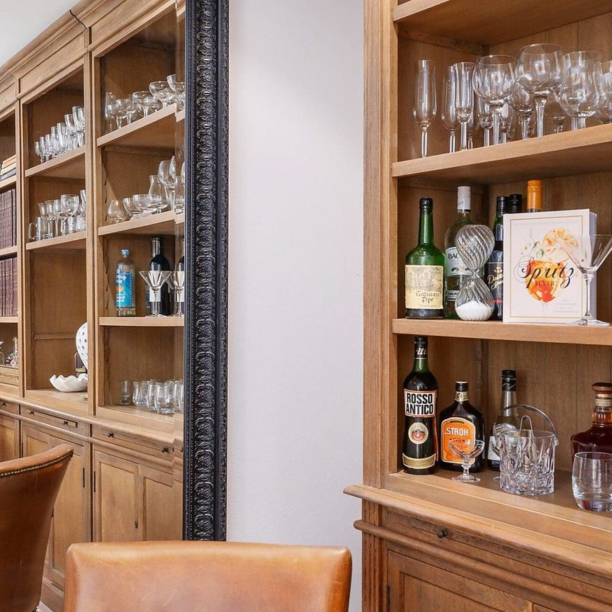 Furnished Beachside Courtyard Modern Living - Photo 1