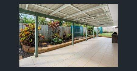 Beachside Living in a Prime Bokarina Location - Photo 5