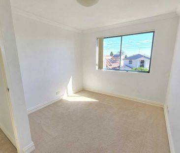 1/53-55 Robey Street Maroubra - Photo 1
