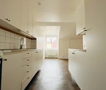3:a Järnvägsgatan 8 Skara - Photo 1