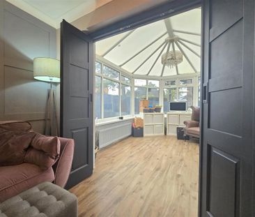 4 bedroom detached house to rent - Photo 2