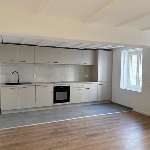 5 Zimmer, 93 m², 2. Stock - Photo 1