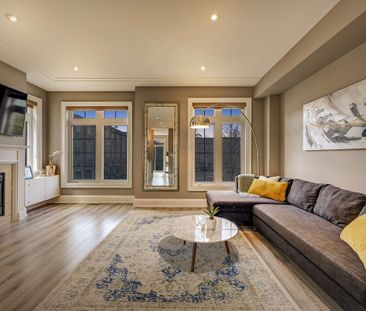 For Lease - 8 Burgon Place, Aurora, Ontario - Photo 4