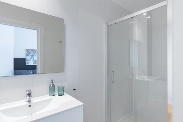 Calle Salamanca, Valencia, Valencian Community 46005 - Photo 1