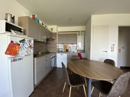 MAUGUIO - T2 - 58.50 M² - Photo 2