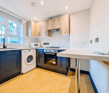 2 Bed Flat, Kelmscott Gardens, W12 - Photo 4