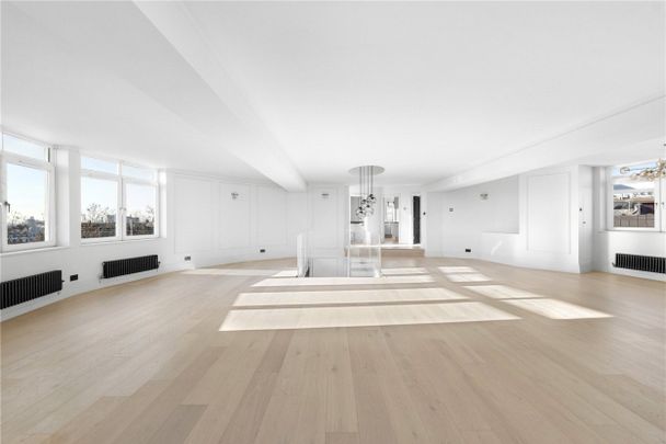 Athena Court, NW8, London - Photo 1