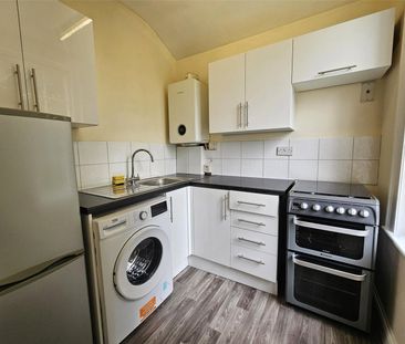 1 bedroom studio to rent - Photo 4