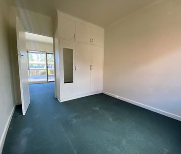 4/134 Neerim Road, Carnegie, Vic 3163 - Photo 3