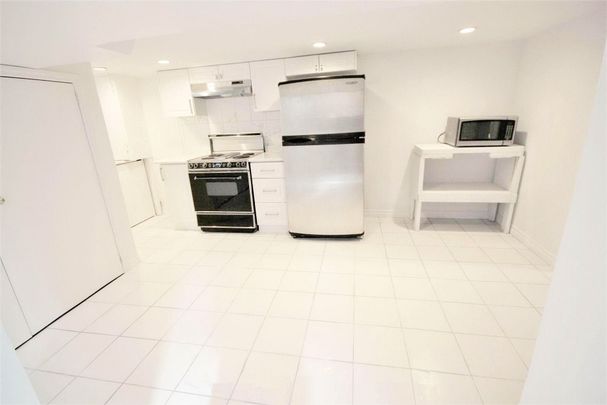 For Lease - 112 Leland Street Unit# Bsmt, Hamilton, Ontario - Photo 1