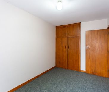 Front Unit – Great Location - Photo 1