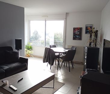 Location Appartement 3 pièces 68m² - Photo 5