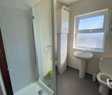 3 bedroom terraced house to rent - Photo 6