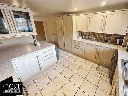 Flat, Regency Court, Dibdale Road West, Dudley, DY1 - Photo 3