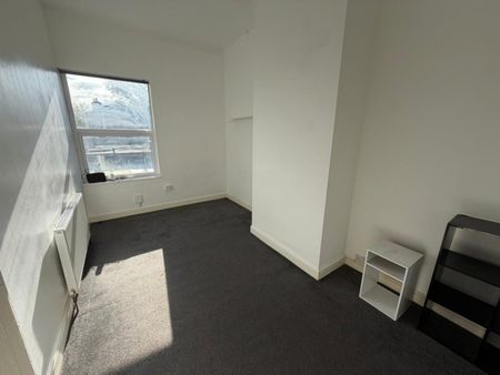 1 bedroom House To Let - Photo 3