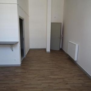 Location Appartement 1 pièce 31m² CAMBRAI 59400 - Photo 3