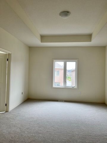 For Lease - 92 Ogston Crescent, Whitby, Ontario - Photo 2