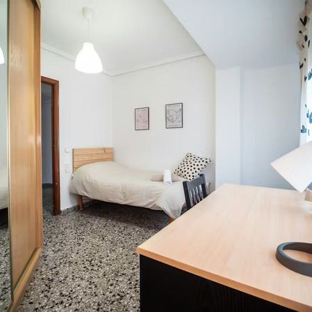 Calle Troya, Valencia, Valencian Community 46007 - Photo 3